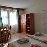 Montana-ederics Vendeghaz 4*
