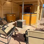 Montana-ederics Vendeghaz Гостевой дом 4*