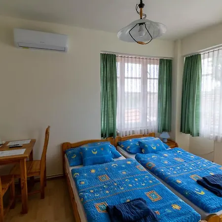 Montana-ederics Vendeghaz Guest house 4*