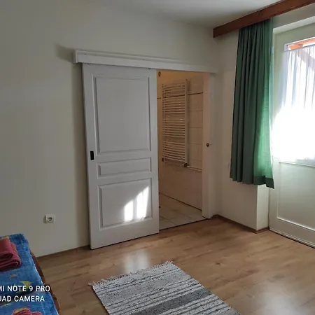 Montana-ederics Vendeghaz Guest house 4*