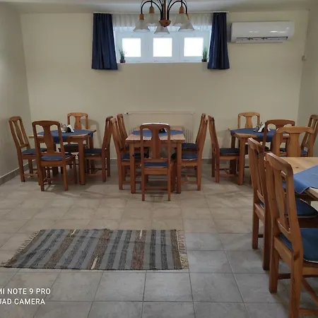 Guest house Montana-ederics Vendeghaz