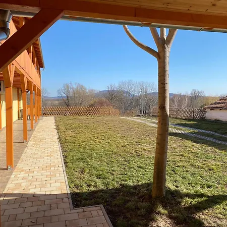 בית הארחה Montana-ederics Vendeghaz בלטונדריץ'