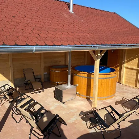 Montana-ederics Vendeghaz Guest house