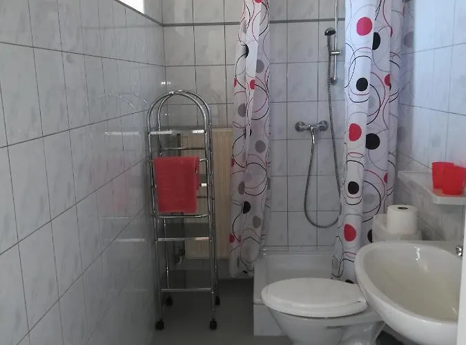 Montana-ederics Vendeghaz בלטונדריץ'