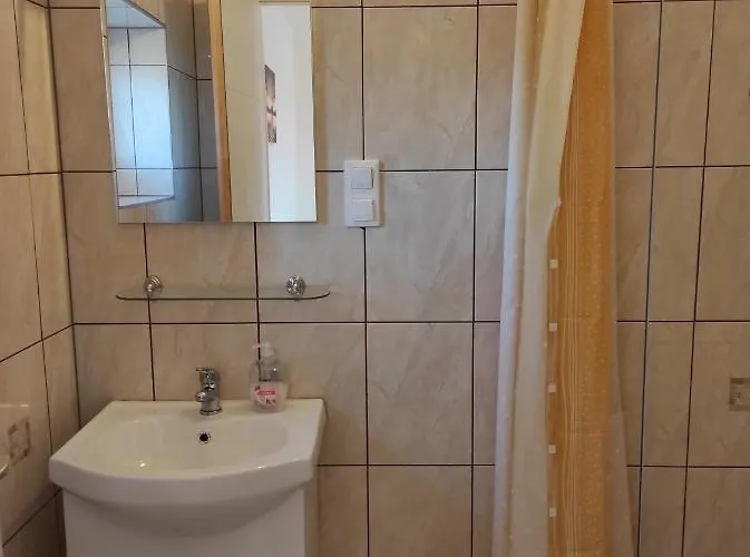 Montana-ederics Vendeghaz