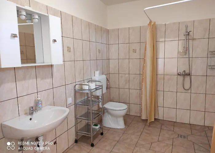 Montana-ederics Vendeghaz בית הארחה