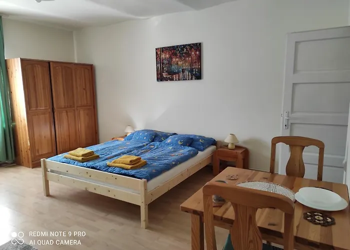 Montana-ederics Vendeghaz בלטונדריץ'