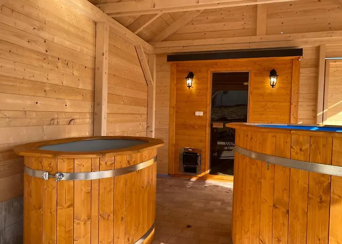 Montana-ederics Vendeghaz בית הארחה