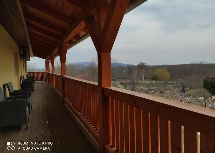 Montana-ederics Vendeghaz בית הארחה