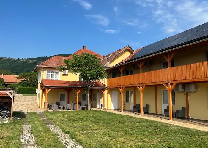 Montana-ederics Vendeghaz בלטונדריץ'